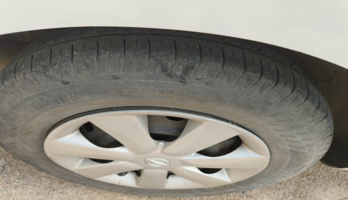 2013 Nissan Sunny XL DIESEL, Diesel, Manual, 1,02,297 km, tyre