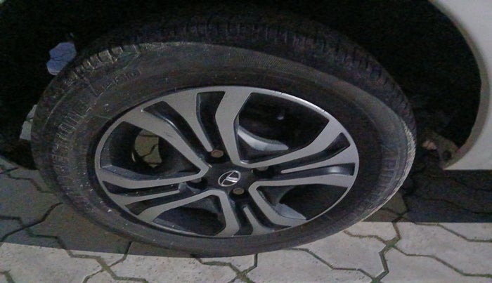 2022 Tata Tiago XZ PLUS CNG, Petrol, Manual, 13,361 km, tyre