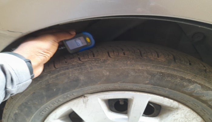 2013 Hyundai i20 MAGNA (O) 1.2, Petrol, Manual, 31,224 km, tyre