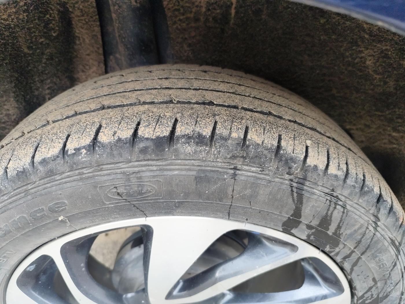 2019 Toyota Glanza G CVT, Petrol, Automatic, 79,700 km, tyre