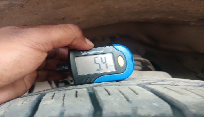 2020 Ford Endeavour TITANIUM PLUS 2.0 4X4 AT SUNROOF, Diesel, Automatic, 1,26,086 km, tyre