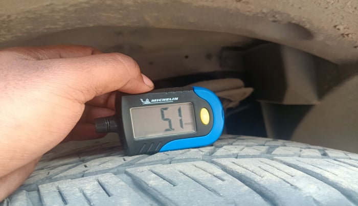 2020 Ford Endeavour TITANIUM PLUS 2.0 4X4 AT SUNROOF, Diesel, Automatic, 1,26,086 km, tyre