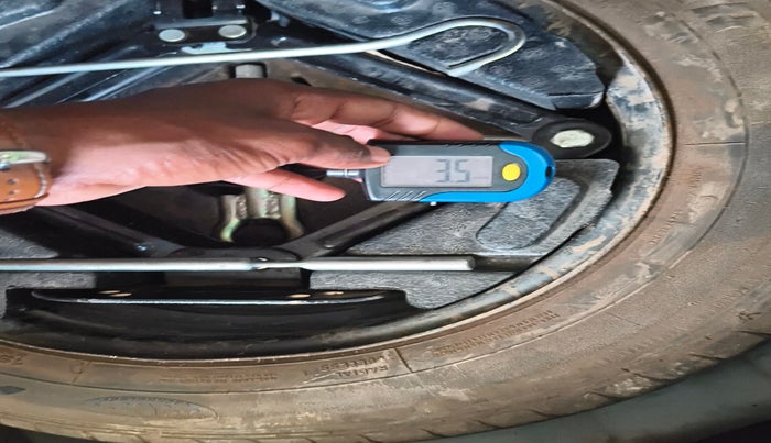 2019 Tata NEXON XM DIESEL, Diesel, Manual, 1,00,730 km, tyre