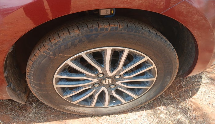 2017 Maruti Dzire ZXI PLUS, Petrol, Manual, 84,547 km, tyre