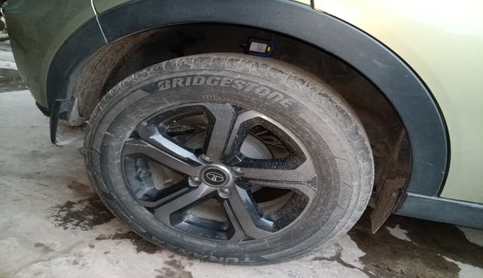 2022 Tata NEXON XZA PLUS (PREMIUM) KAZIRANGA DIESEL, Diesel, Automatic, 21,150 km, tyre