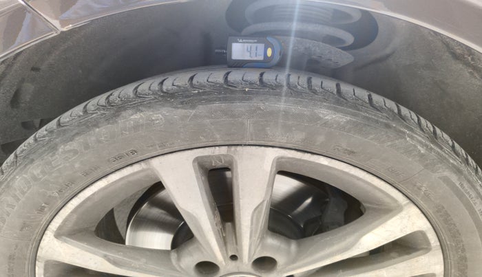2013 Mercedes Benz E Class E 250 CDI AVANTGARDE, Diesel, Automatic, 96,709 km, tyre