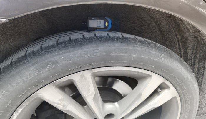 2013 Mercedes Benz E Class E 250 CDI AVANTGARDE, Diesel, Automatic, 96,709 km, tyre