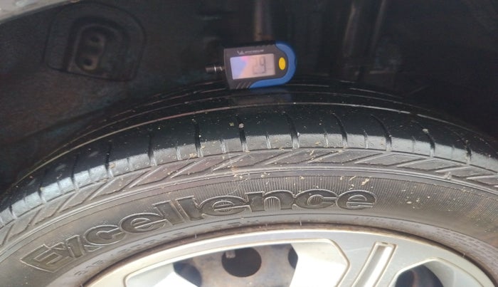 2018 Tata NEXON XMA PETROL, Petrol, Automatic, 63,201 km, tyre
