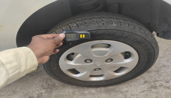 2018 Tata Nano TWIST XTA, Petrol, Automatic, 10,444 km, tyre
