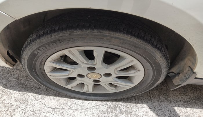 2018 Tata Tiago XZ PETROL, Petrol, Manual, 39,500 km, tyre