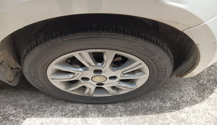 2018 Tata Tiago XZ PETROL, Petrol, Manual, 39,500 km, tyre