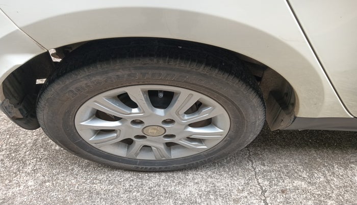 2018 Tata Tiago XZ PETROL, Petrol, Manual, 39,500 km, tyre