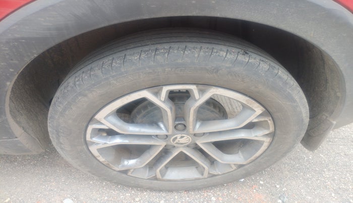 2021 Skoda KUSHAQ STYLE 1.5L TSI DSG, Petrol, Automatic, 45,442 km, tyre