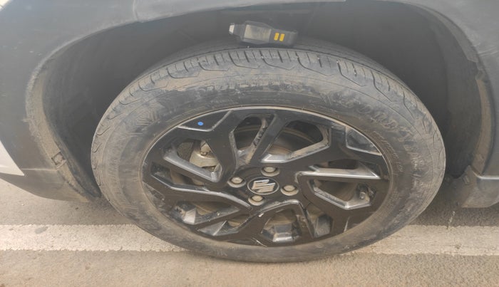 2023 Maruti FRONX DELTA PLUS 1.2MT, Petrol, Manual, 21,290 km, tyre
