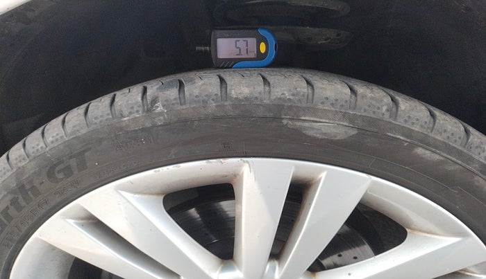 2012 Mercedes Benz B Class B 180 SPORTS PETROL, Petrol, Automatic, 68,000 km, tyre