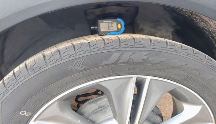 2016 Hyundai Creta SX PLUS AT 1.6 PETROL, Petrol, Automatic, 77,252 km, tyre