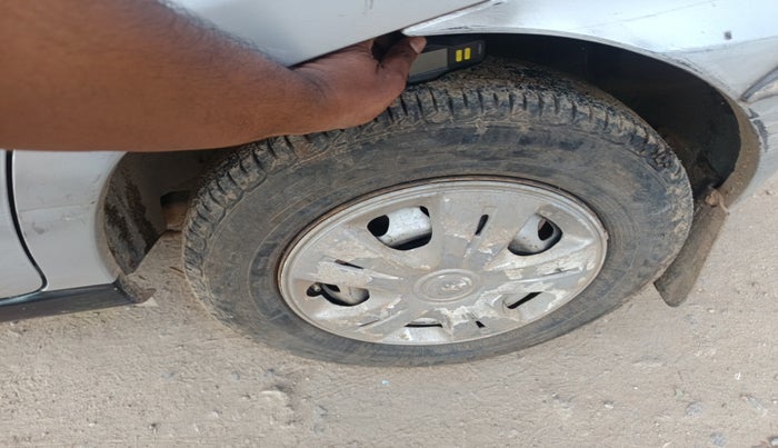 2014 Tata Indica V2 LS DIESEL, Diesel, Manual, 1,94,653 km, tyre