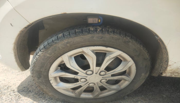 2017 Maruti Alto K10 VXI, Petrol, Manual, 66,961 km, tyre