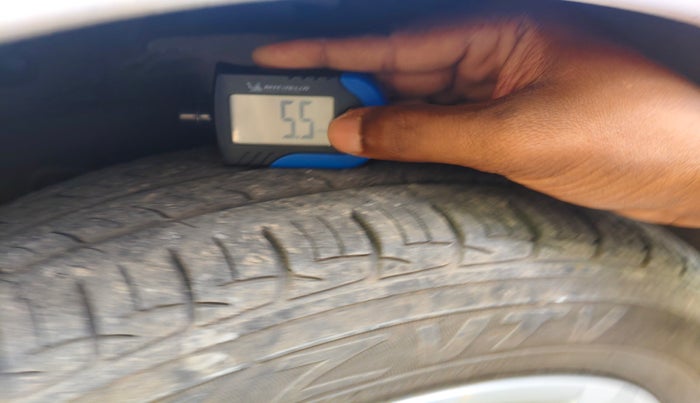 2016 Hyundai Grand i10 SPORTZ 1.2 KAPPA VTVT, Petrol, Manual, 43,966 km, tyre