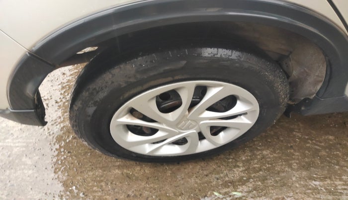 2022 Maruti Celerio VXI CNG, Petrol, Manual, 15,377 km, tyre