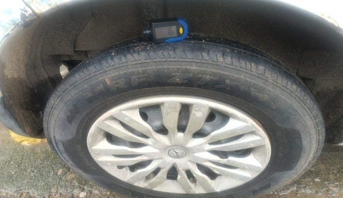 2012 Maruti Ritz VXI, Petrol, Manual, 81,002 km, tyre