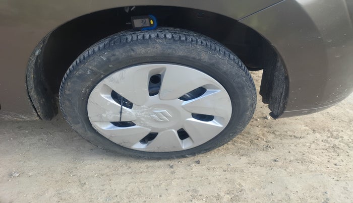 2011 Maruti Wagon R 1.0 VXI, Petrol, Manual, 48,343 km, tyre