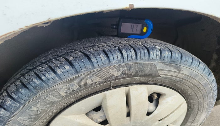 2012 Maruti Alto 800 LXI, Petrol, Manual, 1,21,180 km, tyre
