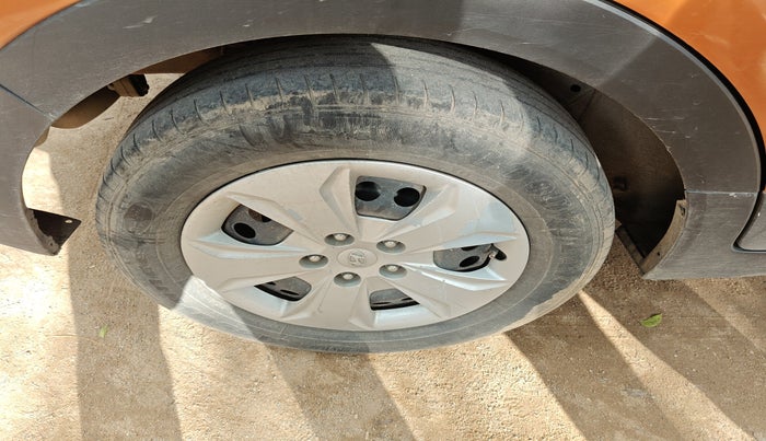 2019 Hyundai Creta E PLUS 1.4 DIESEL, Diesel, Manual, 1,14,805 km, tyre