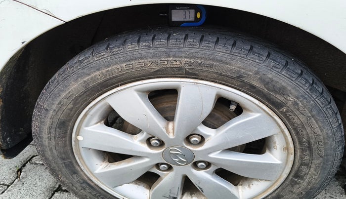 2014 Hyundai Xcent S 1.1 CRDI, Diesel, Manual, 96,883 km, tyre