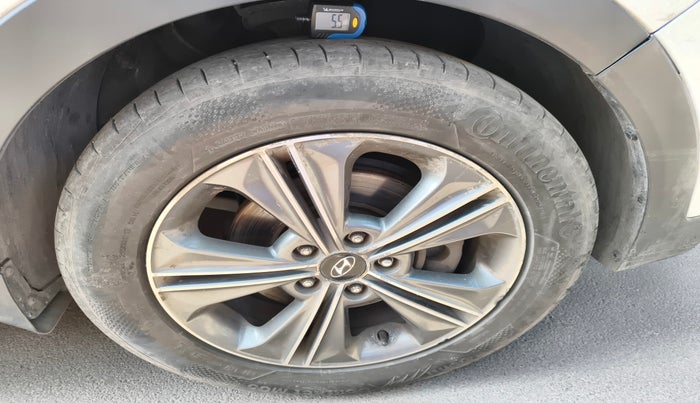 2016 Hyundai Creta SX PLUS AT 1.6 PETROL, Petrol, Automatic, 80,000 km, tyre