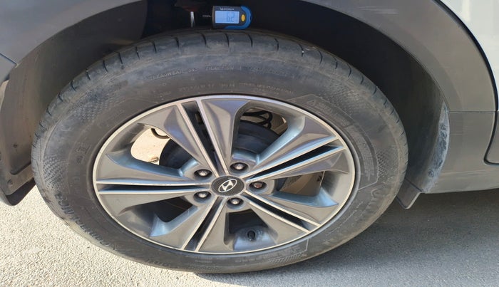 2016 Hyundai Creta SX PLUS AT 1.6 PETROL, Petrol, Automatic, 80,000 km, tyre