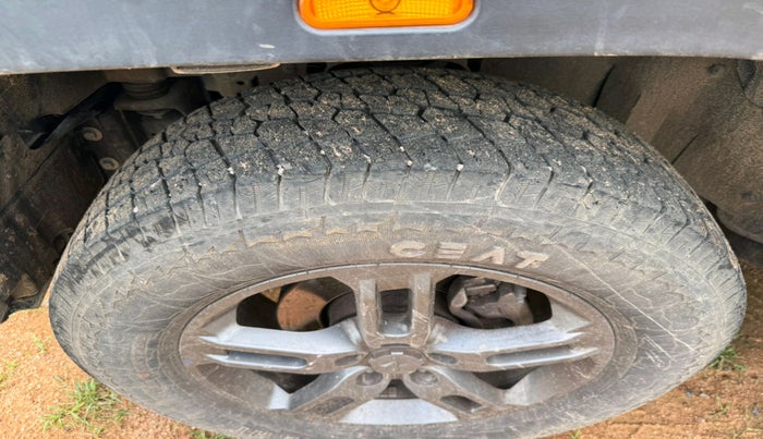 2023 Mahindra Thar LX P 2WD AT HT, Petrol, Automatic, 14,326 km, tyre