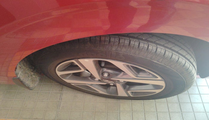 2020 Hyundai AURA SX PLUS 1.2 AMT, Petrol, Automatic, 45,742 km, tyre