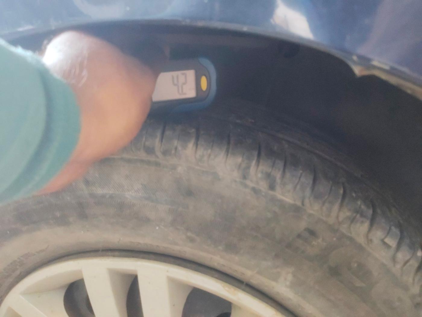 2019 Maruti Dzire VXI, Petrol, Manual, 35,386 km, tyre
