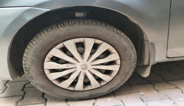 2015 Toyota Etios Liva G, Petrol, Manual, 59,578 km, tyre