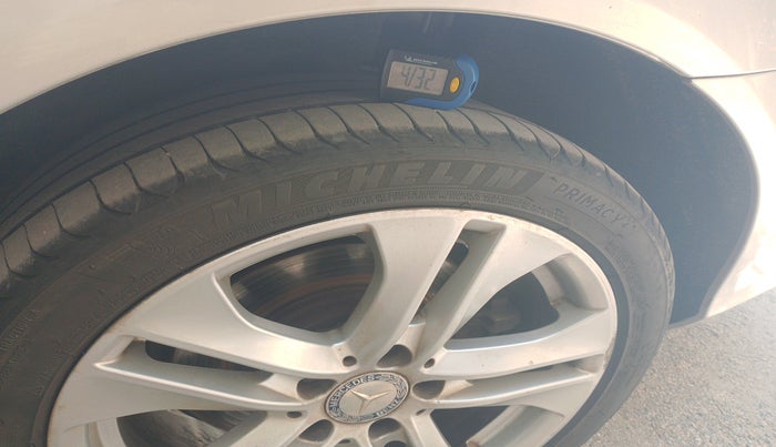 2012 Mercedes Benz C Class C250 CDI AT AVANTGARDE, Diesel, Automatic, 1,17,381 km, tyre