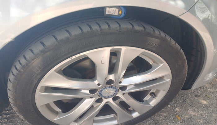 2012 Mercedes Benz C Class C250 CDI AT AVANTGARDE, Diesel, Automatic, 1,17,381 km, tyre