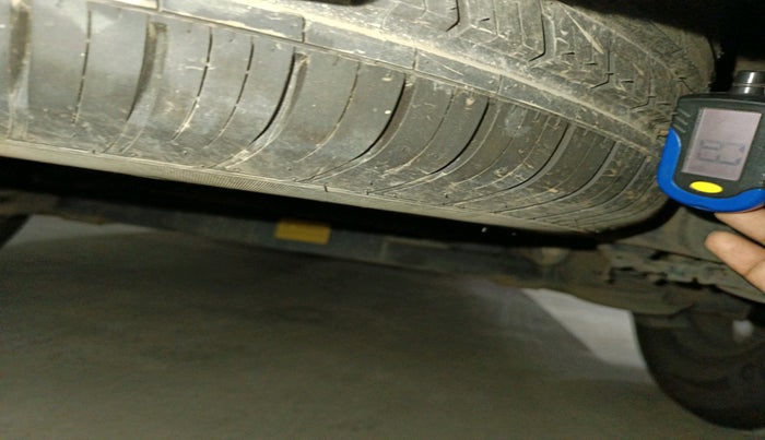 2021 Tata Safari XM, Diesel, Manual, 38,573 km, tyre