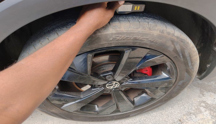 2024 Volkswagen TAIGUN GT PLUS 1.5 TSI DSG, Petrol, Automatic, 13,210 km, tyre