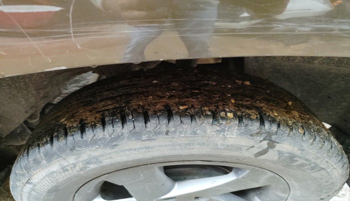 2016 Renault Duster RXL 85PS EXPLORE, Diesel, Manual, 1,16,754 km, tyre