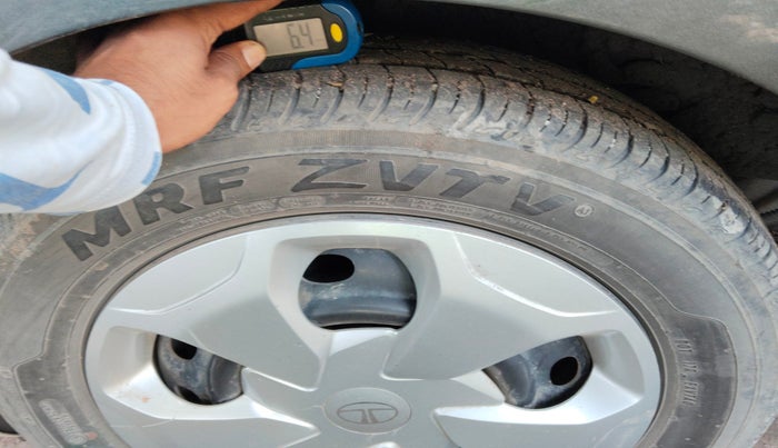 2024 Tata Tiago XM PETROL, Petrol, Manual, 12,493 km, tyre