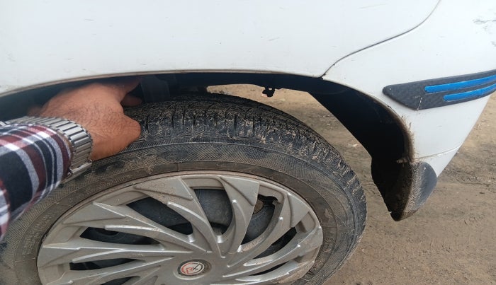 2013 Maruti Alto K10 VXI, Petrol, Manual, 1,03,335 km, tyre