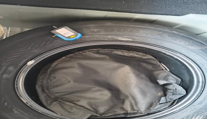 2024 Tata PUNCH ACCOMPLISHED DAZZLE PACK AMT, Petrol, Automatic, 14,000 km, tyre