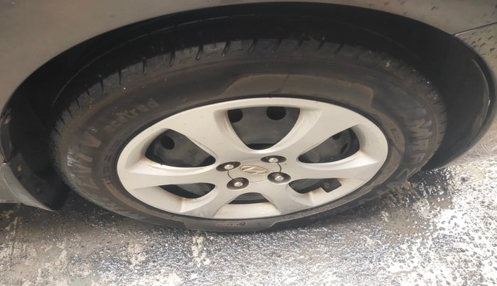 2013 Hyundai Verna FLUIDIC 1.6 VTVT EX, Petrol, Manual, 90,691 km, tyre