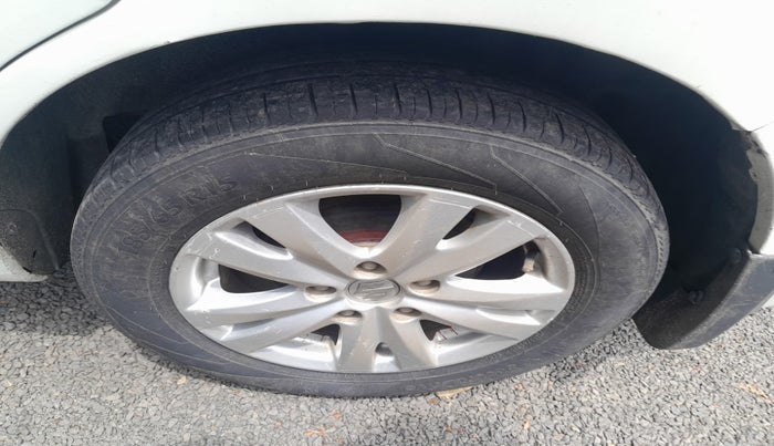 2015 Maruti Ertiga ZDI + SHVS, Diesel, Manual, 1,22,087 km, tyre