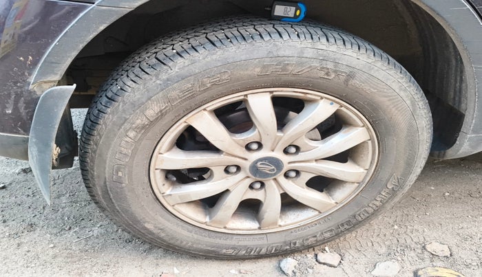 2018 Mahindra XUV500 W10 AT, Diesel, Automatic, 72,869 km, tyre