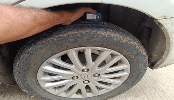 2024 Maruti Dzire ZXi CNG, Petrol, Manual, 50,123 km, tyre