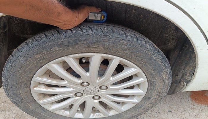 2024 Maruti Dzire ZXi CNG, Petrol, Manual, 50,123 km, tyre
