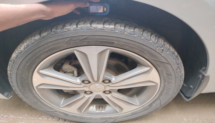 2019 Hyundai Verna 1.6 VTVT SX + AT, Petrol, Automatic, 72,000 km, tyre