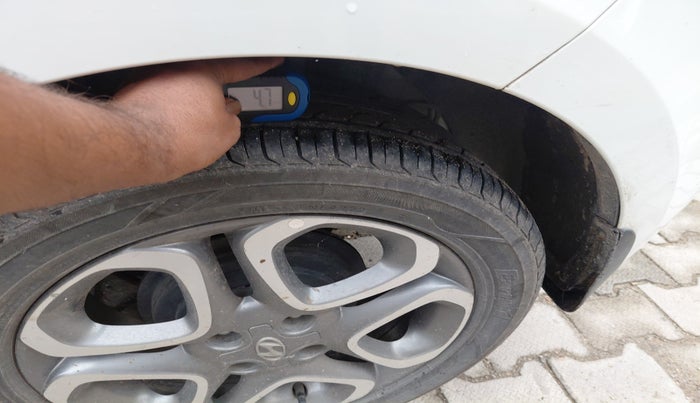 2018 Hyundai Elite i20 ASTA 1.2 (O), Petrol, Manual, 62,032 km, tyre
